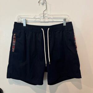WOWIE Men’s navy blue shorts